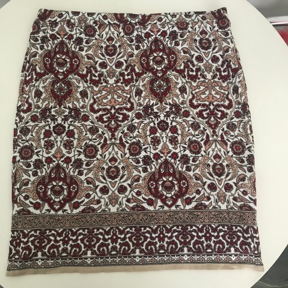 Max Studio paisley fitted skirt size L